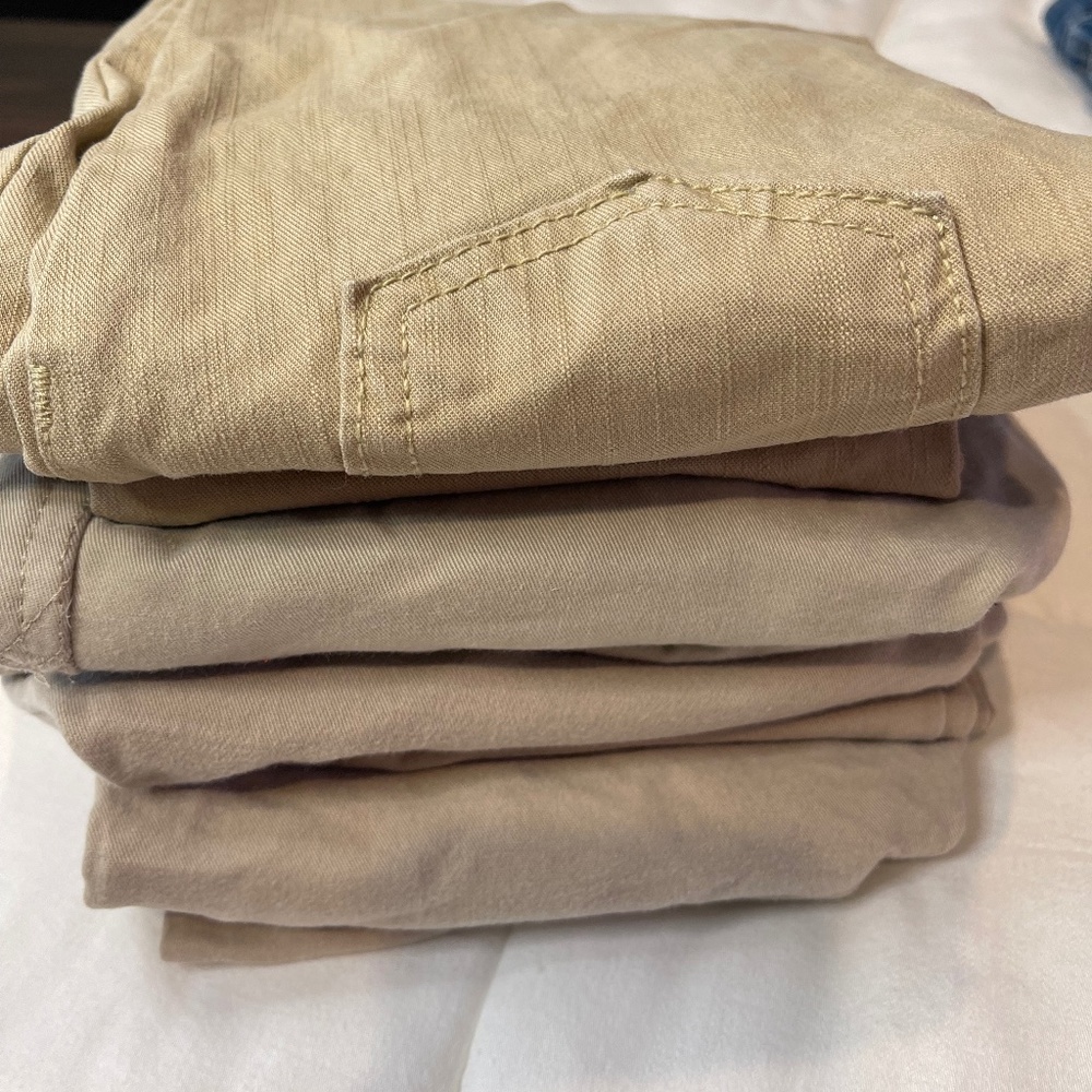 Bundle 1. Khaki boys pants sizes 7,7,8,8,10